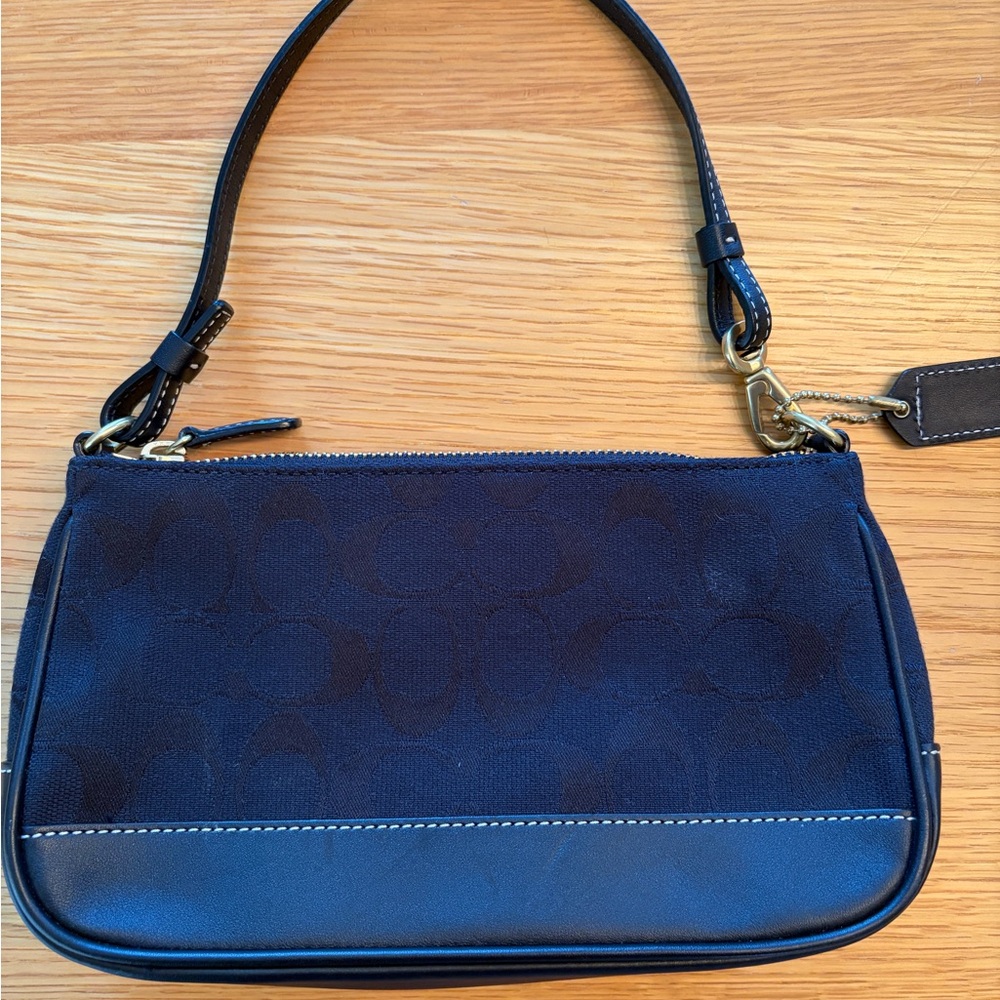 Vintage Coach black signature Demi Bag